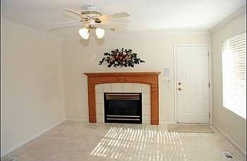 4th image of 10196 Cornerstone Dr