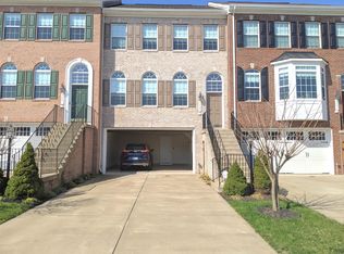 5889 Riverside Dr, Woodbridge, VA 22193
