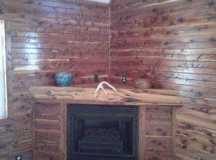 904 Galyan St, Stockton, MO 65785