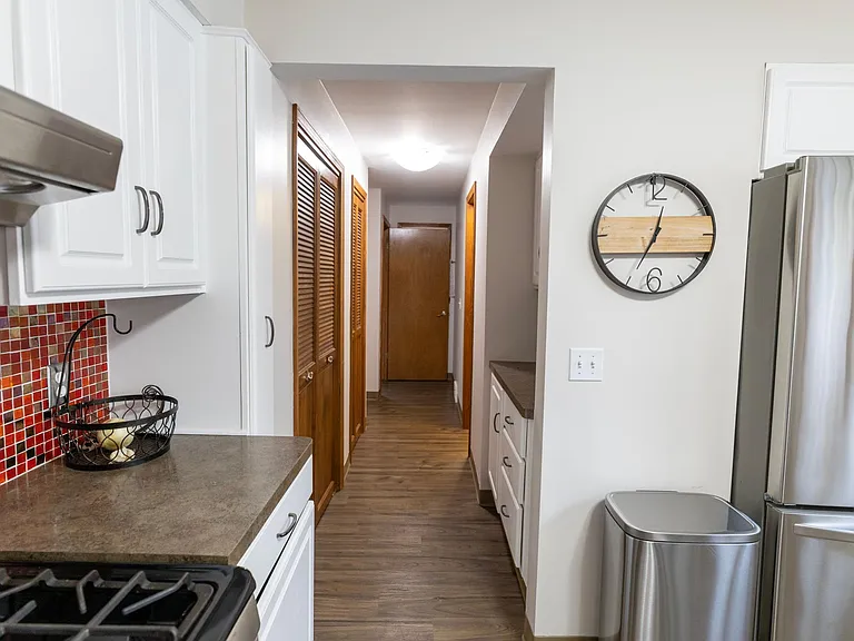 1504 Covell Ave NW — Photo 10