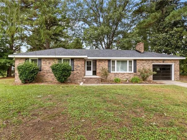 2217 Wilroy Rd, Suffolk, VA 23434
