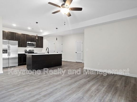 3rd image of 229 E Johnson Cir Unit B310