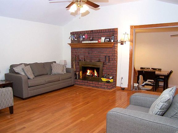 5th image of 299 Central Islip Blvd