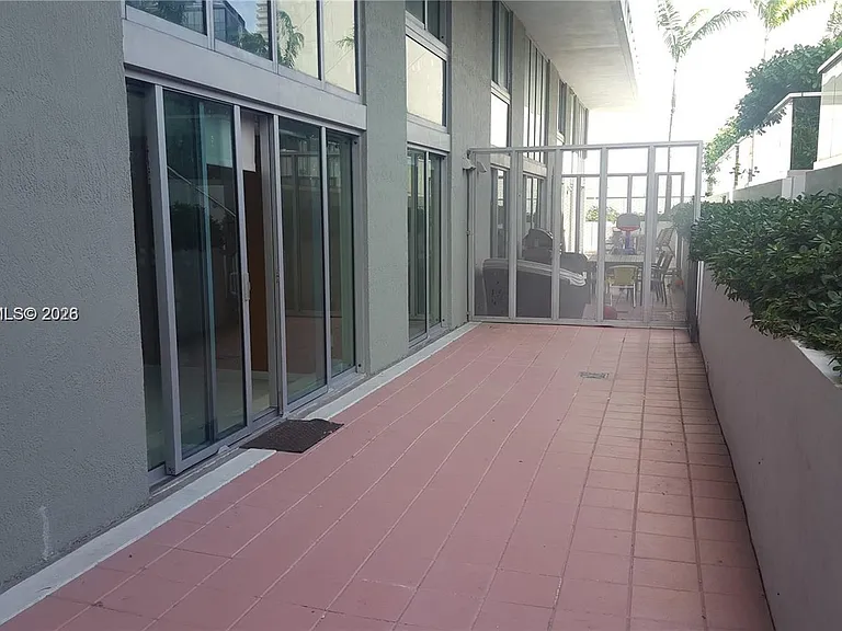 1111 SW 1st Ave #Townhouse 16 — Photo 10
