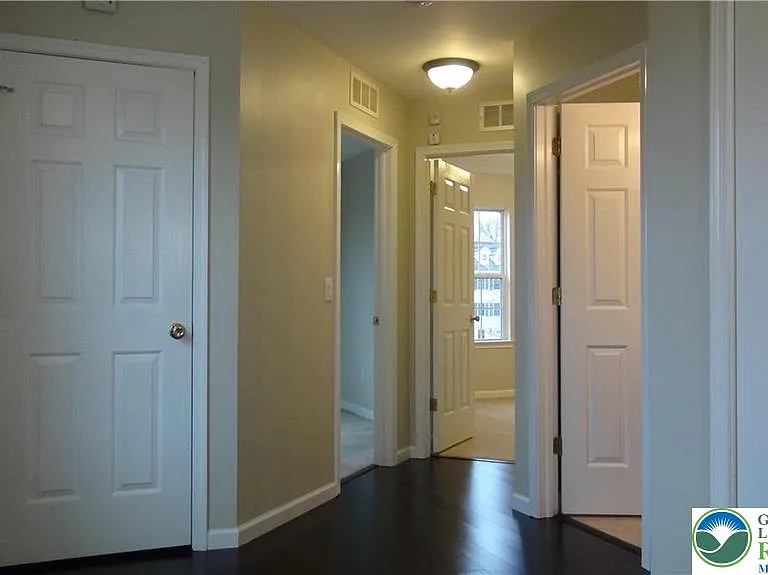 737 Trout Creek Ln — Photo 22
