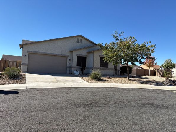 5374 N Fontana Ct