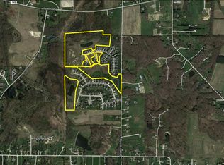 5313 Deer Trace Dr, Kent, OH 44240