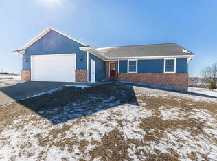 1595 Cornerstone Circle, Platteville, WI 53818