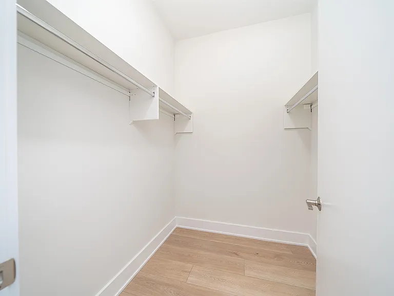 418 Palisade Ave #504 — Photo 31