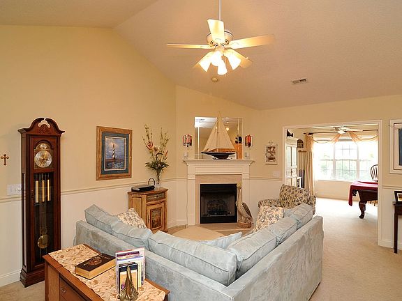 3rd image of 6305 Lenoir Dr