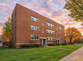 205 Custer Ave APT 2, Evanston, IL 60202