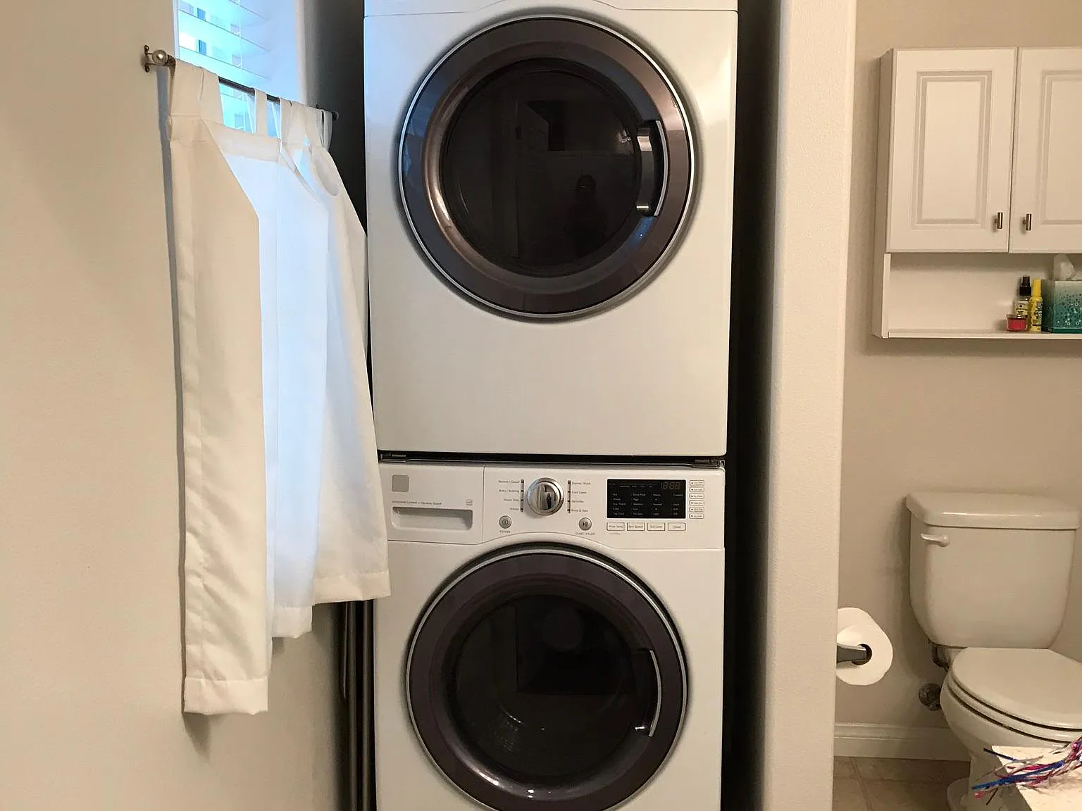 2 bed, 1281 sqft, $2,995 — Photo 3