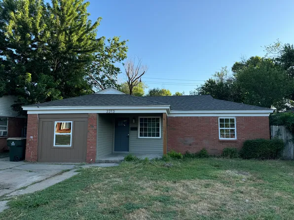 2213 Carlisle Rd, Village, OK 73120