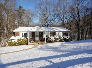 2677 Bills Creek Rd, Winfield, WV 25213