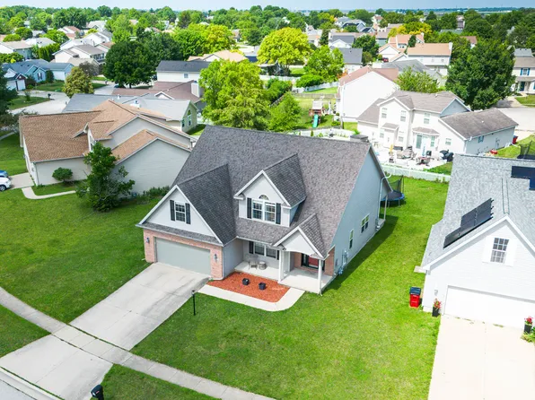 1205 Waters Edge Rd, Champaign, IL 61822