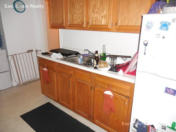 3rd image of 1630 Commonwealth Ave #E6