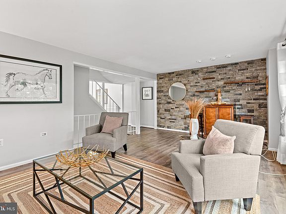 4th image of 4516 Squiredale Sq