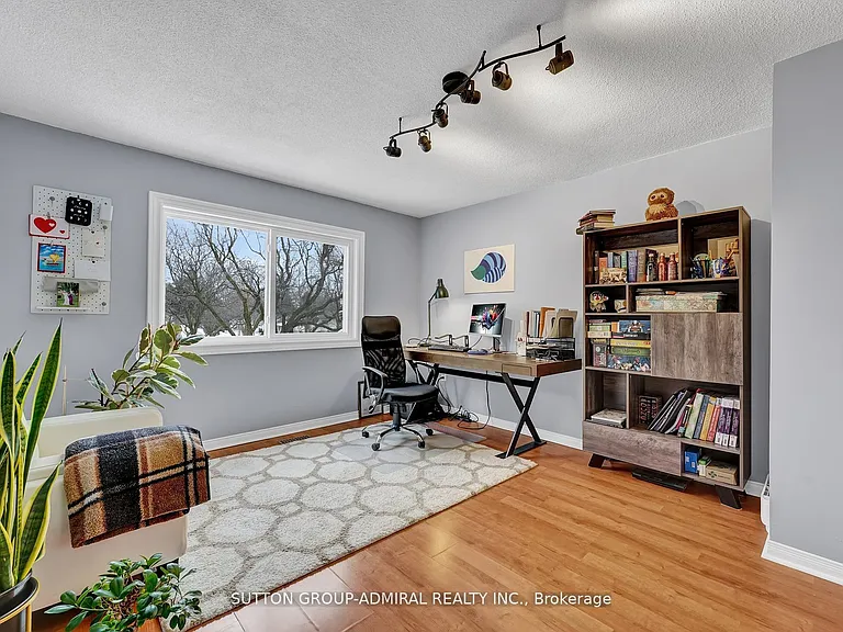 52 Garden Ave — Photo 20