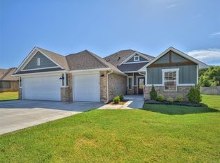 2748 Juneberry Ln, Newcastle, OK 73065