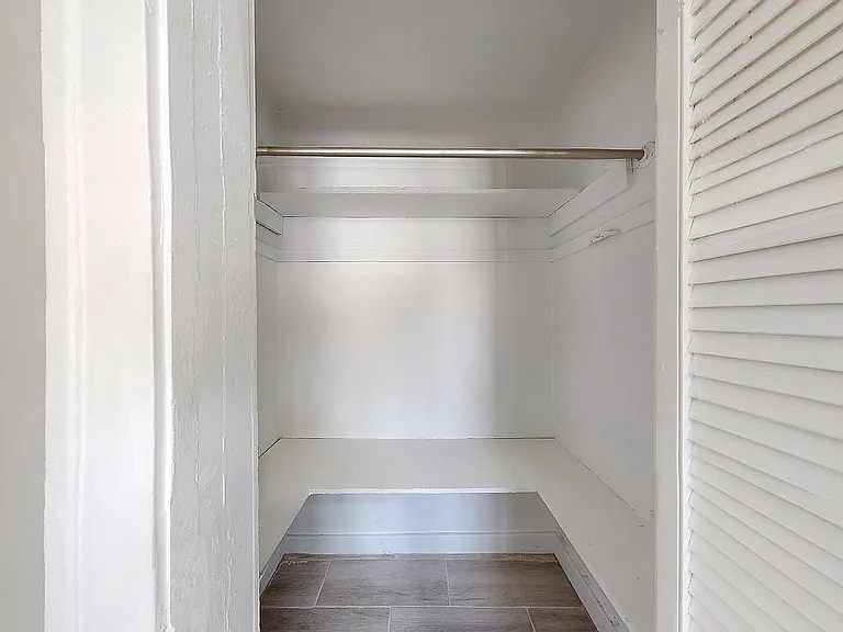 433 NW 25th Ave — Photo 17