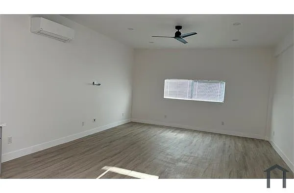 Building Photo - 4077 Gage Ave #A