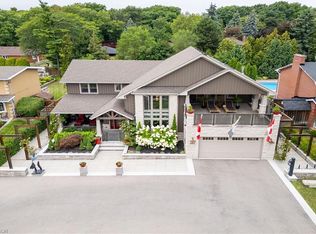 404 Mountain Brow Blvd E, Hamilton, ON L8T 1A7