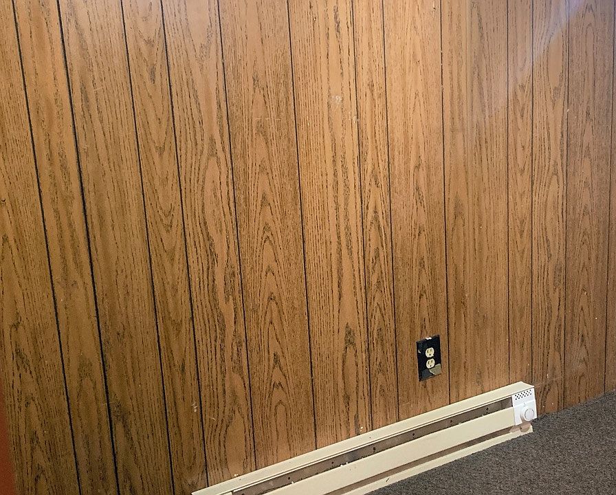 2 bedroom 1 bath. Electric baseboard heat, refrigerator, stove, microwave, washer and dryer hook up. New carpet and some new paint. Nice size bathroom , large kitchen.. Quiet neighborhood: 675.00 per month with 675.00 deposit. Income 2500/month minimum.