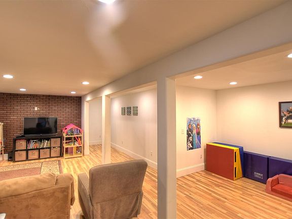 5th image of 1002 Las Campanas Dr