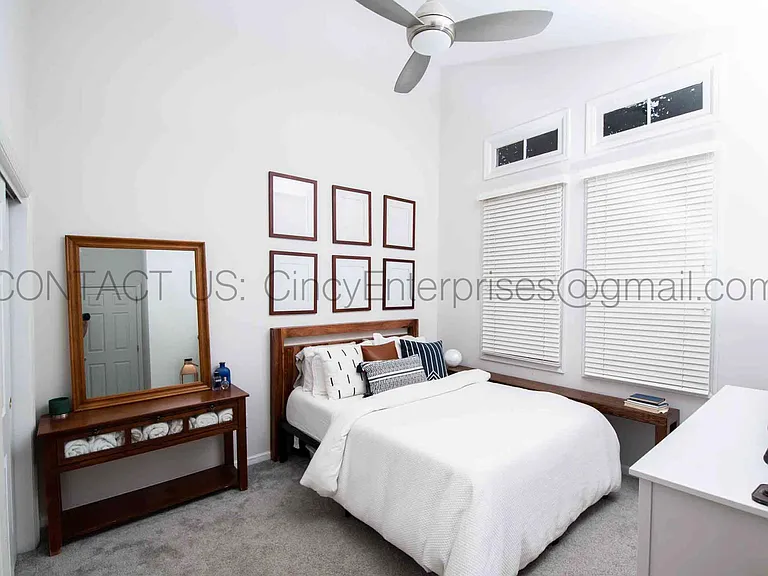 2126A Gilbert Ave — Photo 14