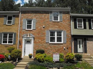 8318 Moline Pl, Springfield, VA 22153