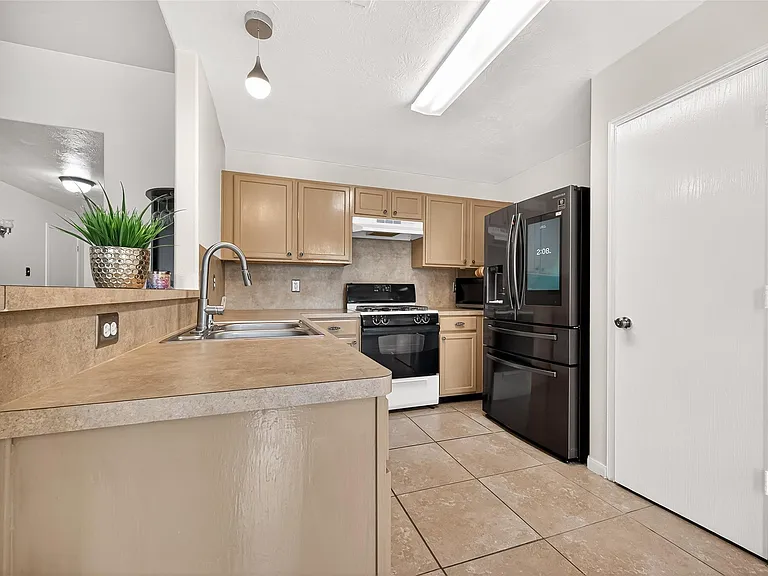 2510 Fox Water Dr — Photo 9