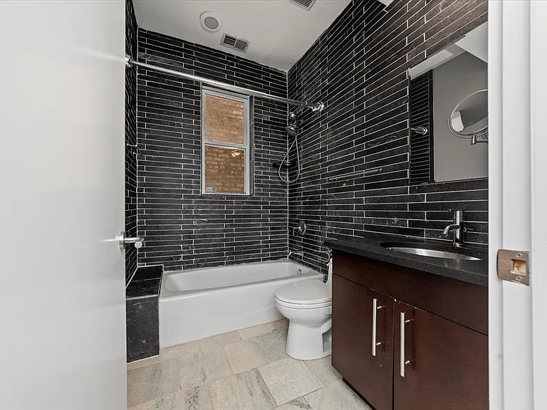 2052 N Campbell Ave #1W — Photo 13