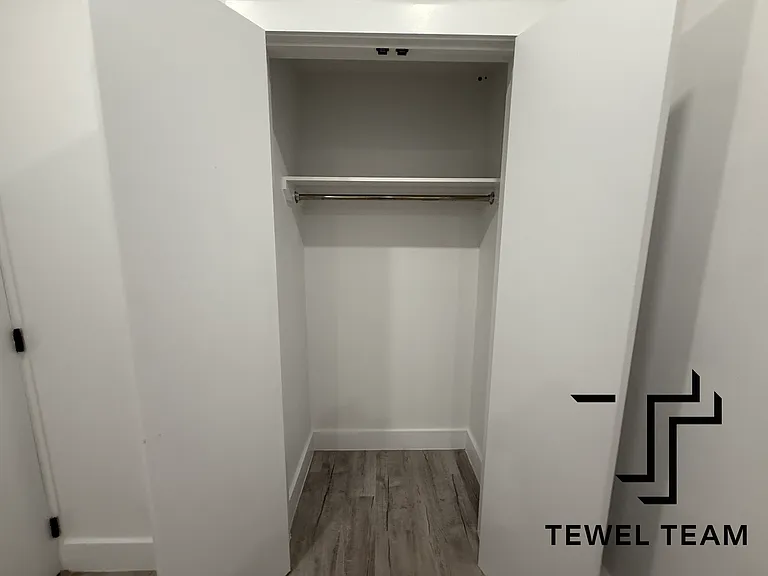 2085 Lexington Ave #4D — Photo 12