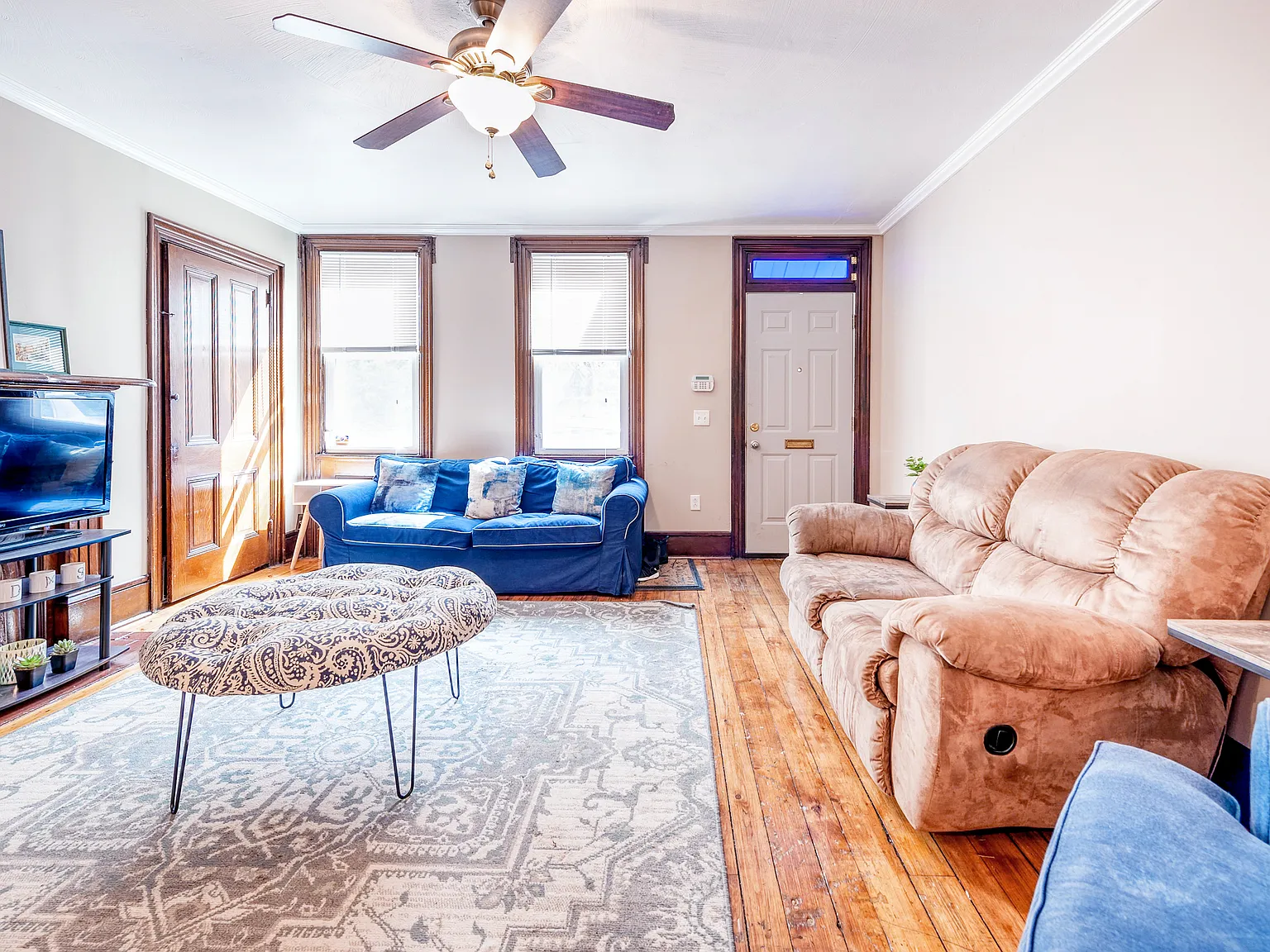 4 bed, 1410 sqft, $3,200 — Photo 4