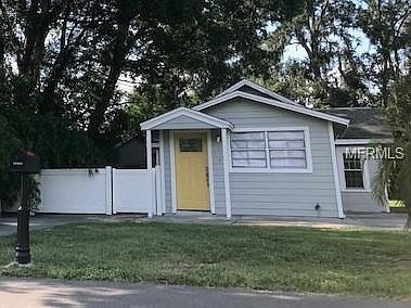 1st image of 219 E Lake Ave
