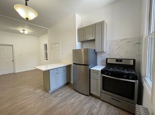 31-70 43rd St #1A, Astoria, NY 11103