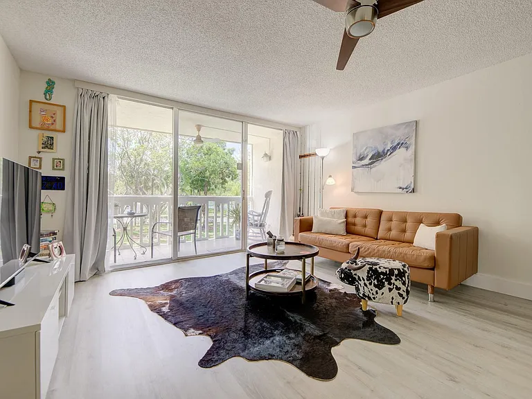 7081 Environ Blvd #143 — Photo 6