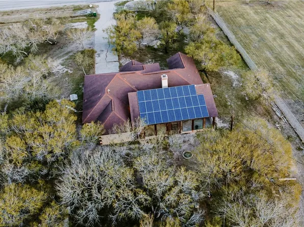 2369 Fm 892, Robstown, TX 78380