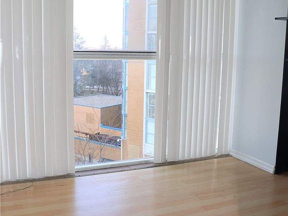 2nd image of 25 Trailwood Dr #505