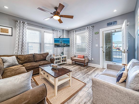 4th image of 1122 Ocean Ave APT 1