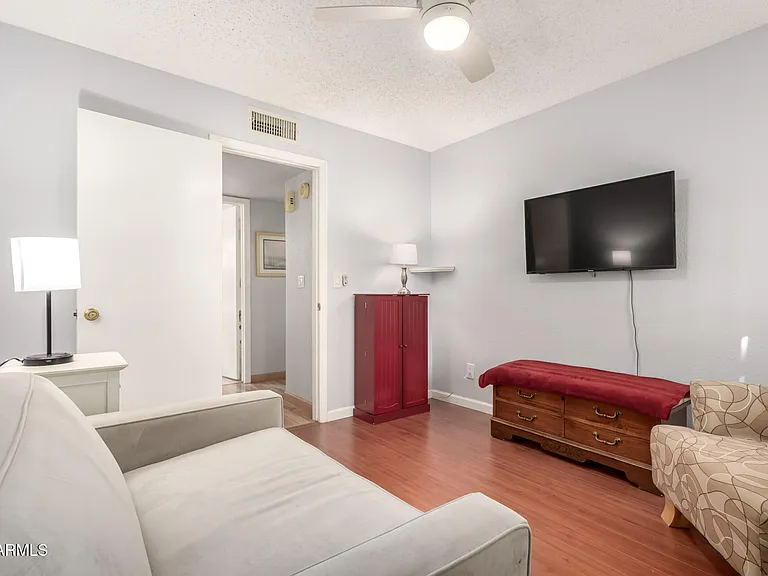 9264 W Morrow Dr — Photo 18