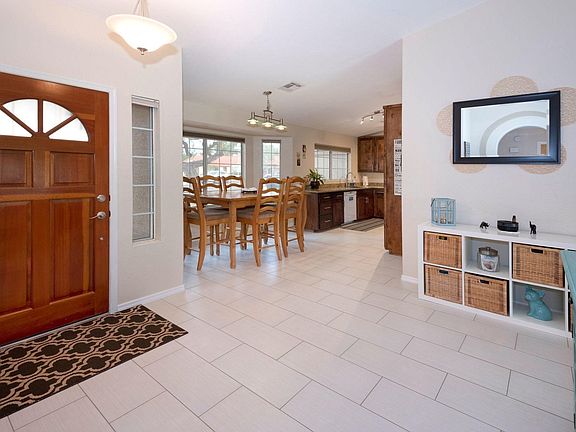 Entry to kitchen