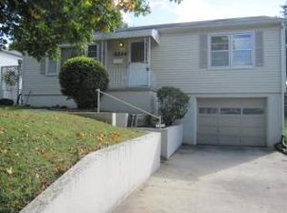 3514 Jackson St, Saint Joseph, MO 64507