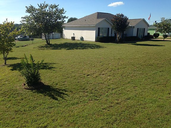 3rd image of 300 Lee Road 2095