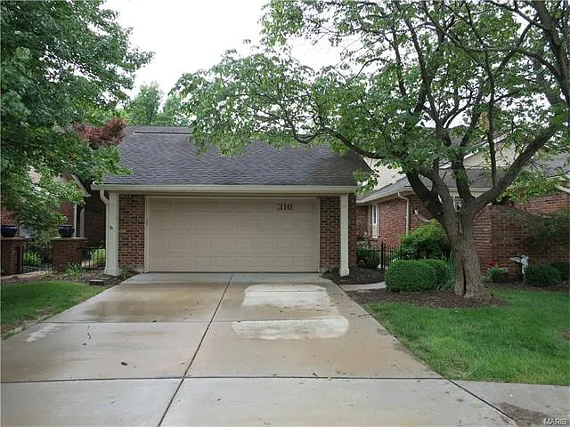 316 Valley Forge Ct photo 1