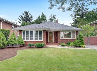 214 Fairview Ave, Rutherford, NJ 07070