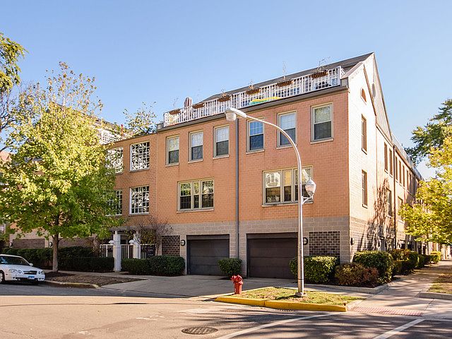1st image of 3401 N Janssen Ave #Jch