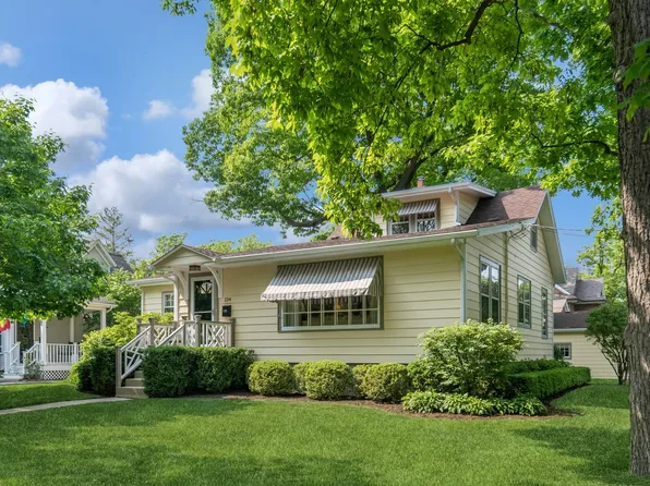 134 E North Ave, Lake Bluff, IL 60044