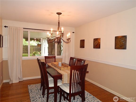 5th image of 7813 132nd Ave NE