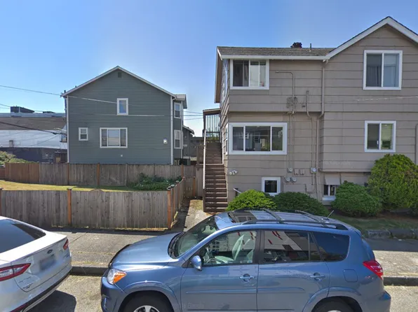 901 NE 64th St APT B, Seattle, WA 98115